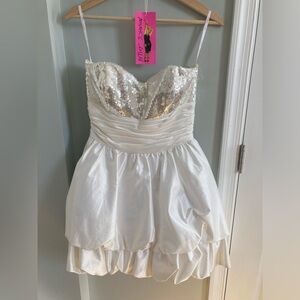 Betsey Johnson White Sequin Dress, Prom / Sweet 16, Size 6